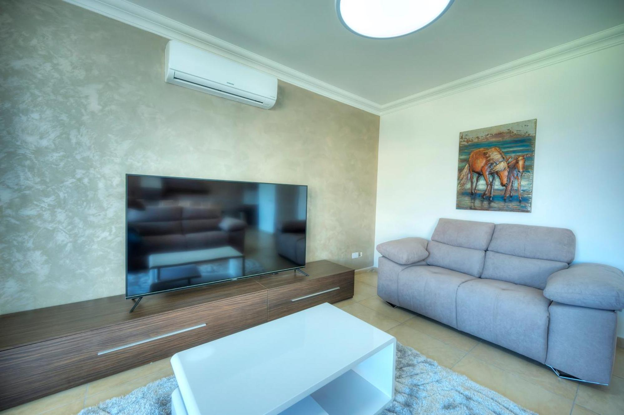 Fort Cambridge Apartments Sliema Bagian luar foto