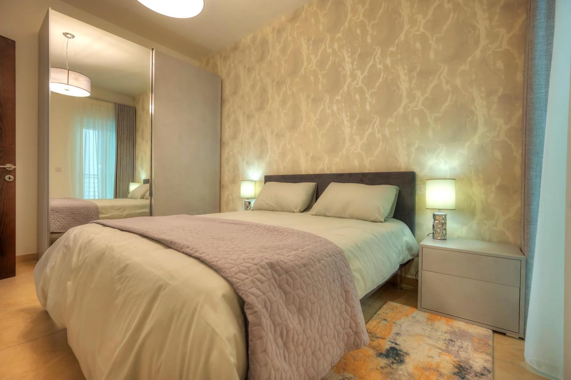 Fort Cambridge Apartments Sliema Bagian luar foto