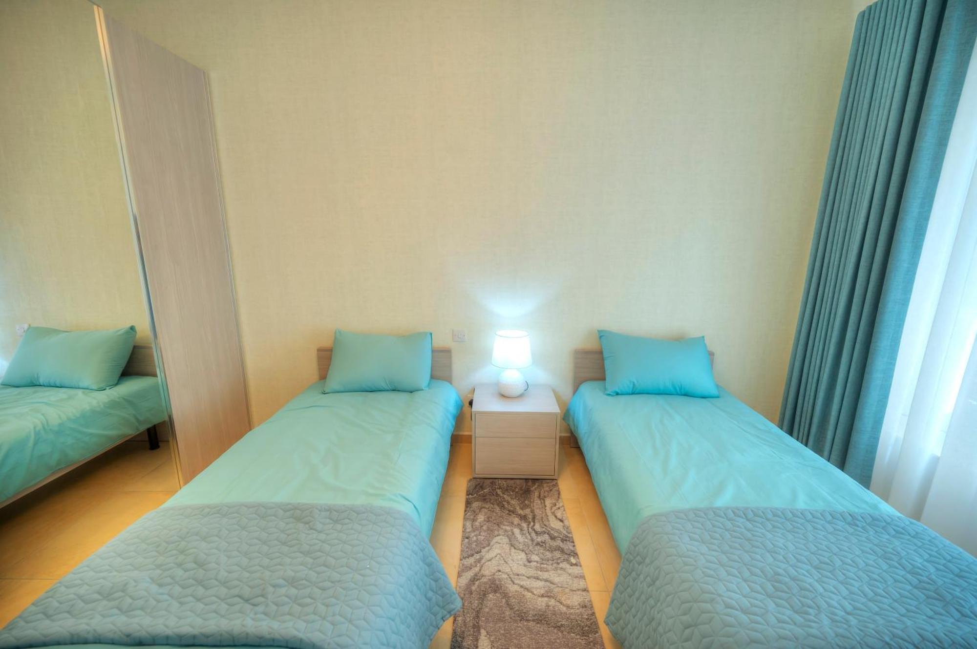 Fort Cambridge Apartments Sliema Bagian luar foto
