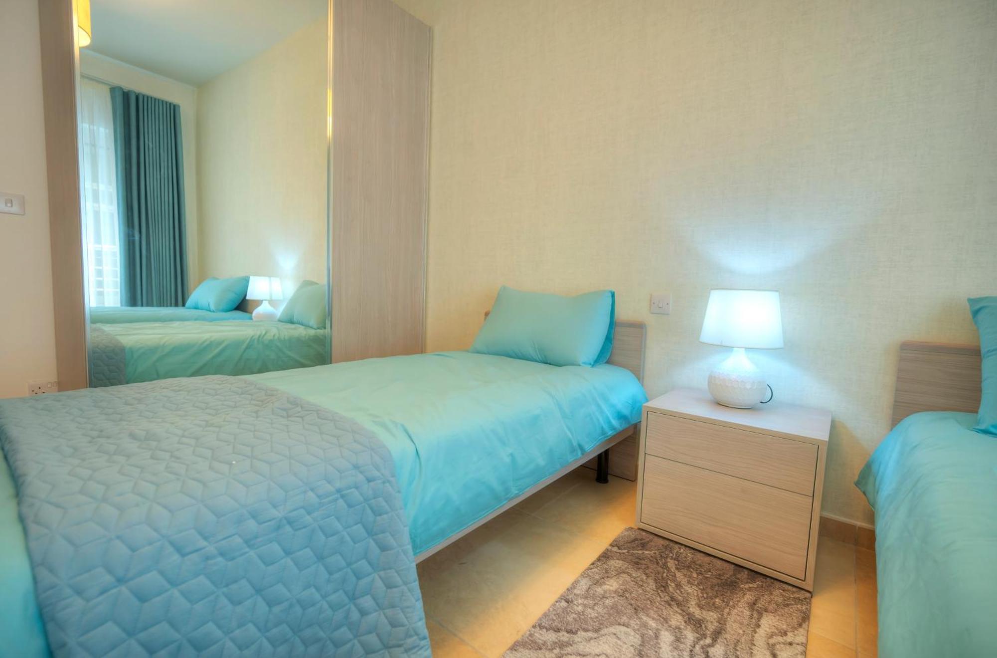 Fort Cambridge Apartments Sliema Bagian luar foto