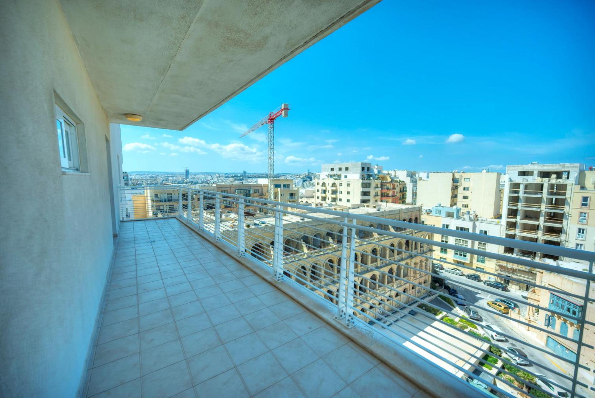 Fort Cambridge Apartments Sliema Bagian luar foto